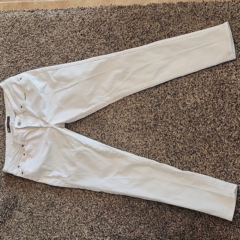 White levi leggings skinny jeans womens size 32 X 30 in GUC
